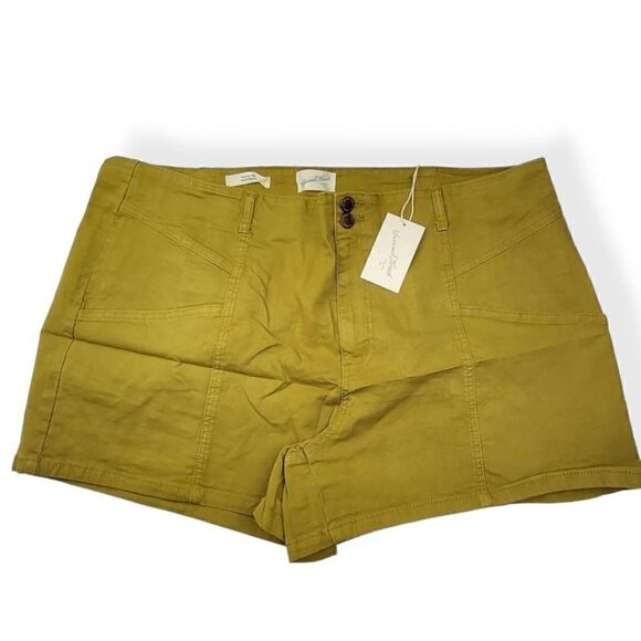 Universal Thread  Green Midi Shorts 24W - Picture 1 of 3